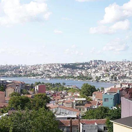 I1 Historic House With Gorgeous View Πανσιόν
