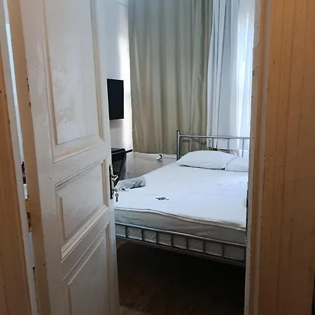 I1 Historic House With Gorgeous View