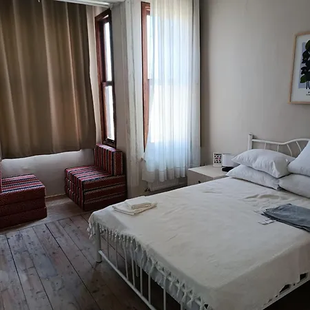 I1 Historic House With Gorgeous View 3* Provincia di Istanbul