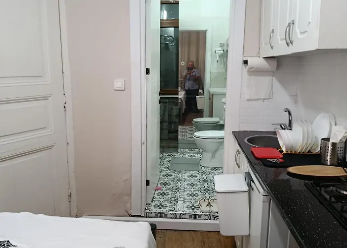 I1 Historic House With Gorgeous View 3* Стамбул