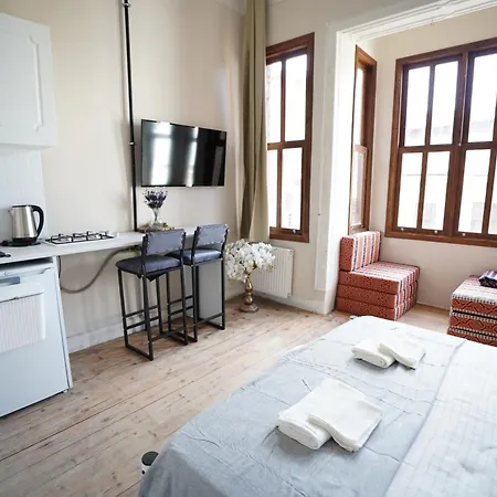 I1 Historic House With Gorgeous View