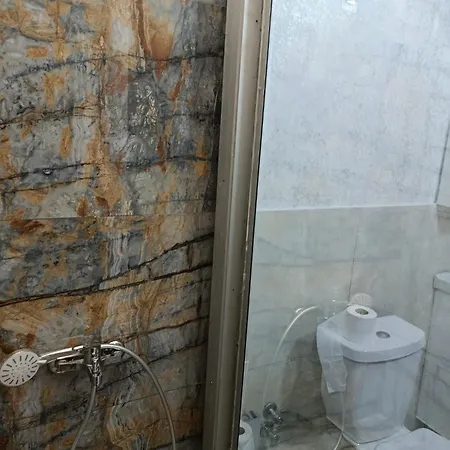 I1 Historic House With Gorgeous View 伊斯坦布尔